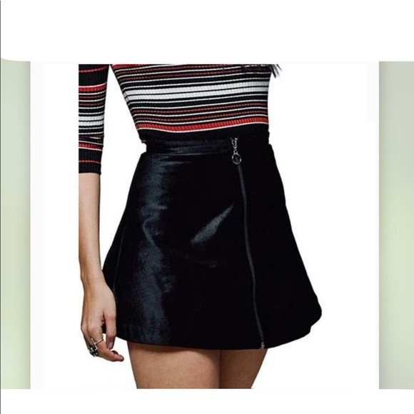 Free People Funkytown Zip Up Black Velvet A-line High Waisted Mini Skirt - Picture 1 of 6